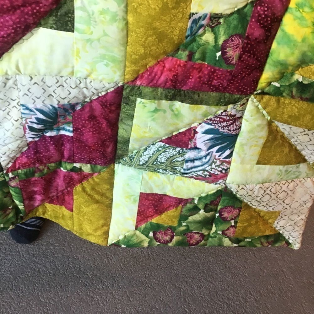 Modern Hand Crafted Quilt - Picture 7 of 15